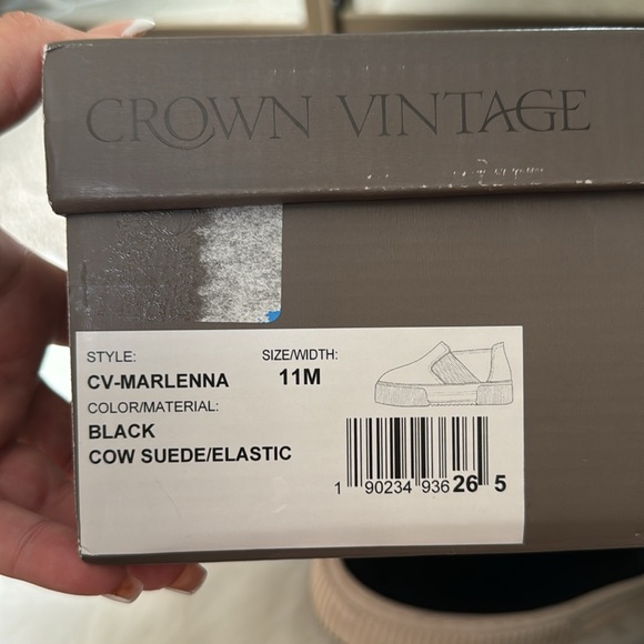 Crown Vintage Black Cow Suede/Elastic - Picture 3 of 5